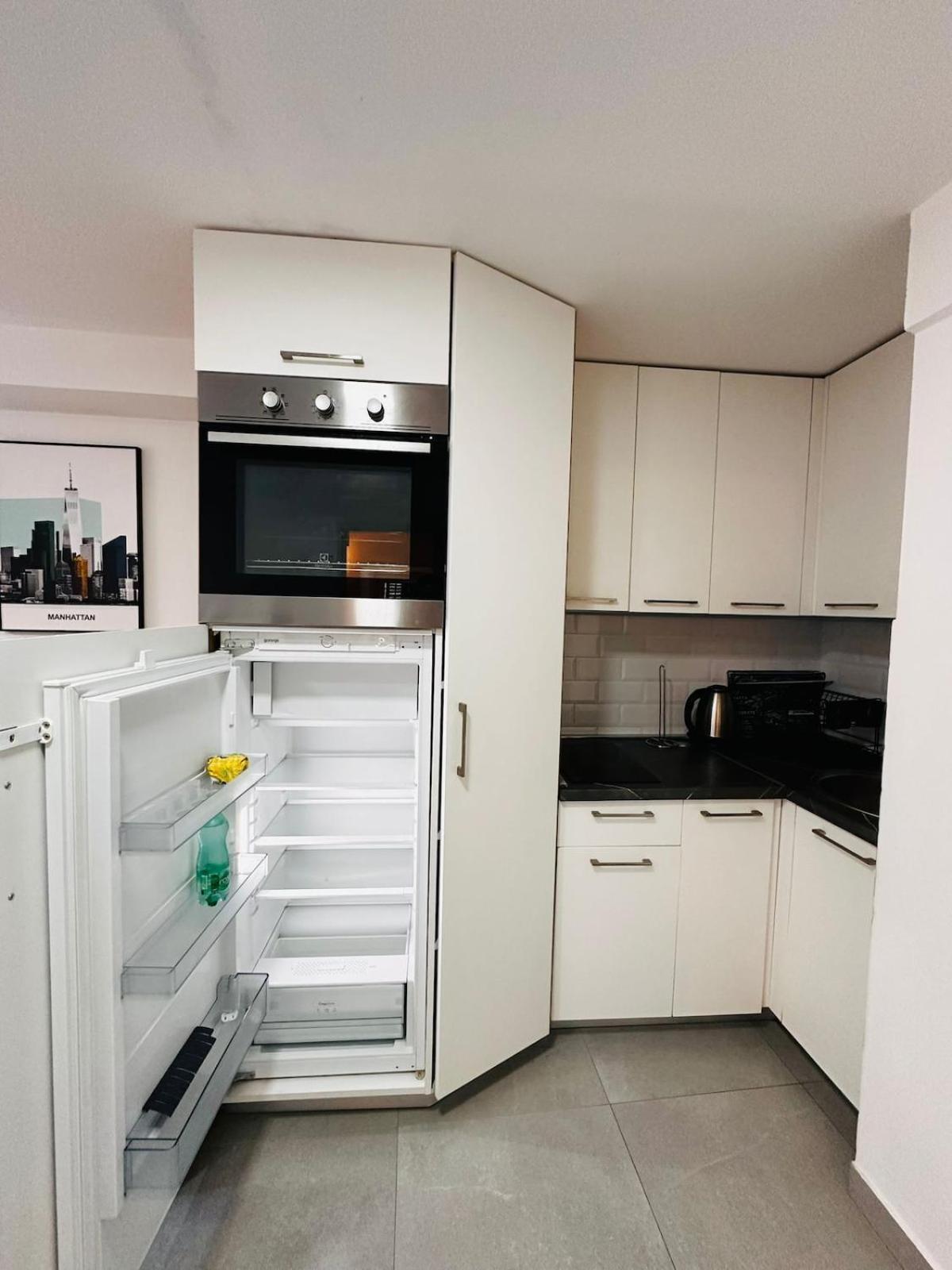 2 Charming In Old Town Appartement Kotor